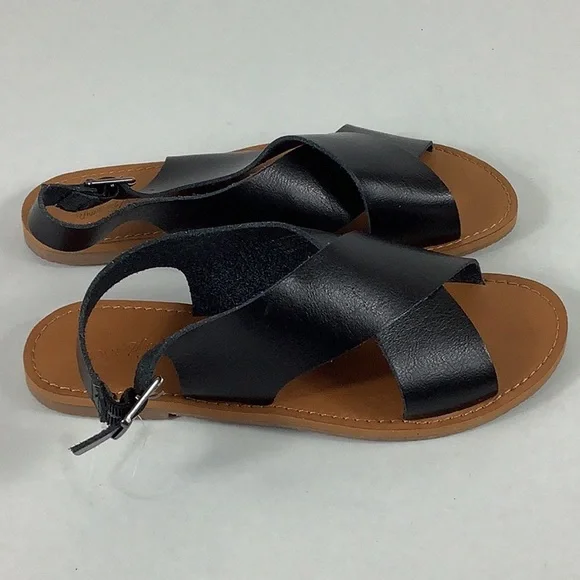 Universal Thread Black Sarina Sandals - Picture 3 of 5